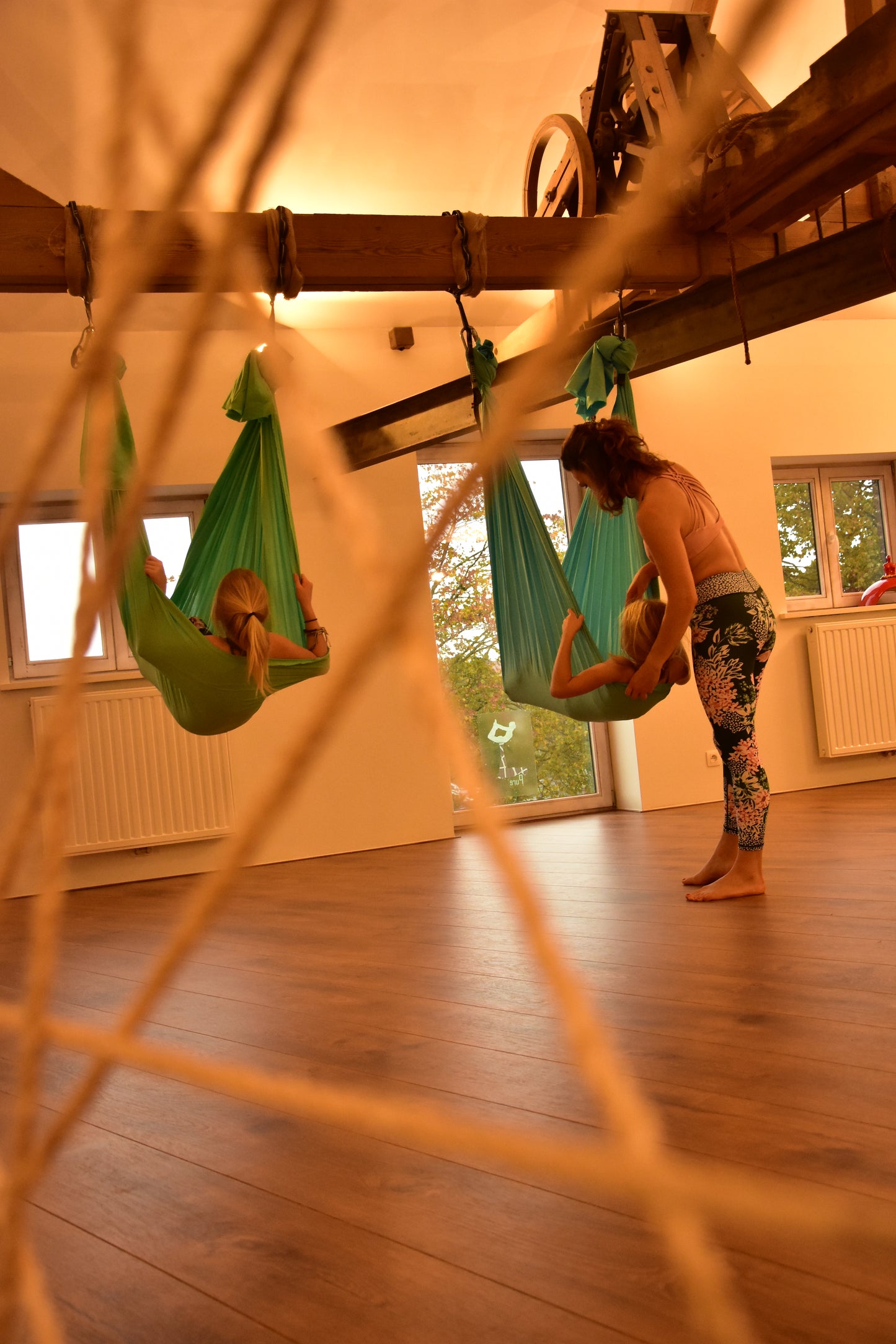 ouder kind aerial yoga | zondag 10u-11u