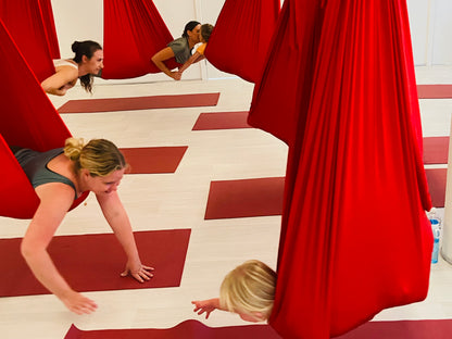 ouder kind aerial yoga | zondag 10u-11u